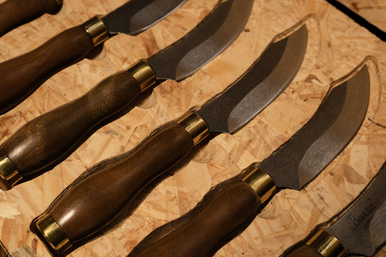 Facas Artesanais Burza Cutelaria